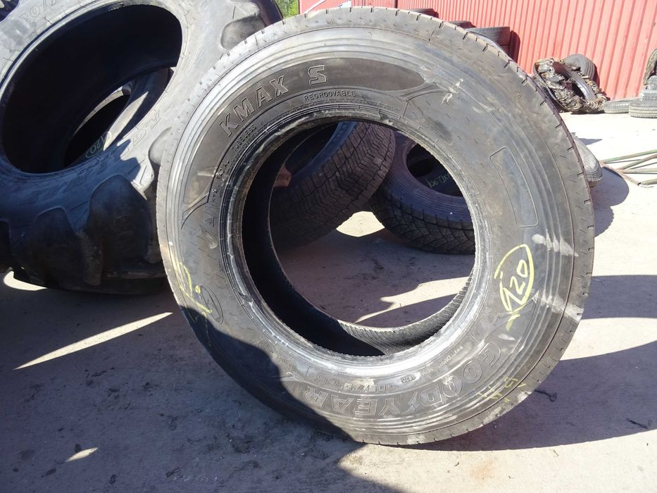 Opona 305/70R22.5 GOODYEAR KMAX S (1100 netto)