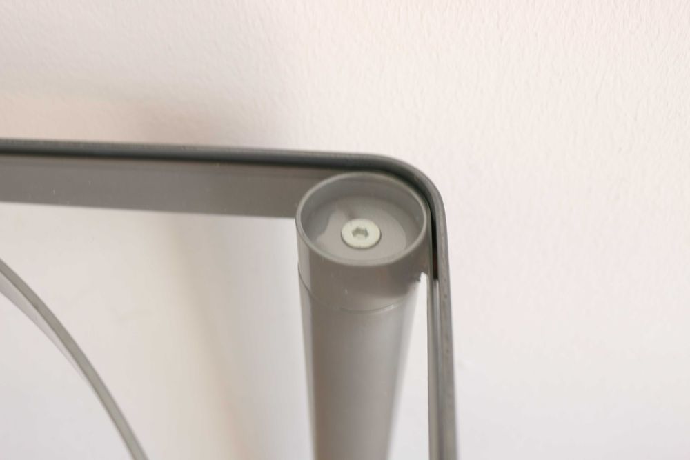 Mesa de centro / apoio metália IKEA