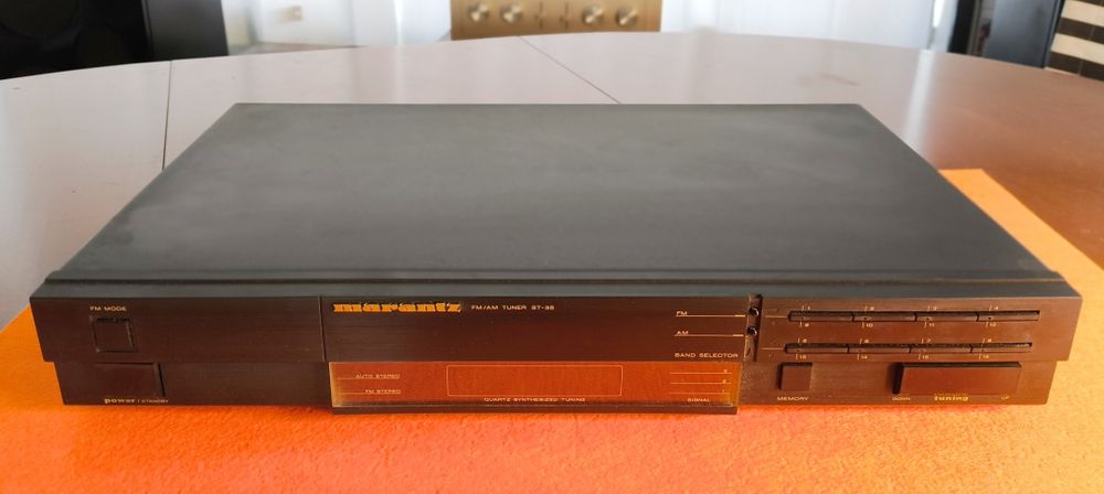 MARANTZ  Tuner ST- 35