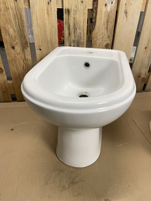 Bidés marca Sanindusa