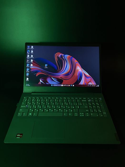 Продам ноотбук Lenovo: