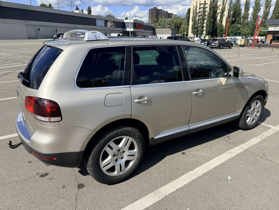 Volkswagen Touareg 5л 2004р
