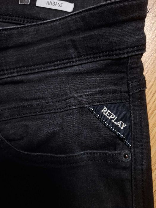 Męskie spodnie jeansowe Replay Anbass Slim Fit - W34