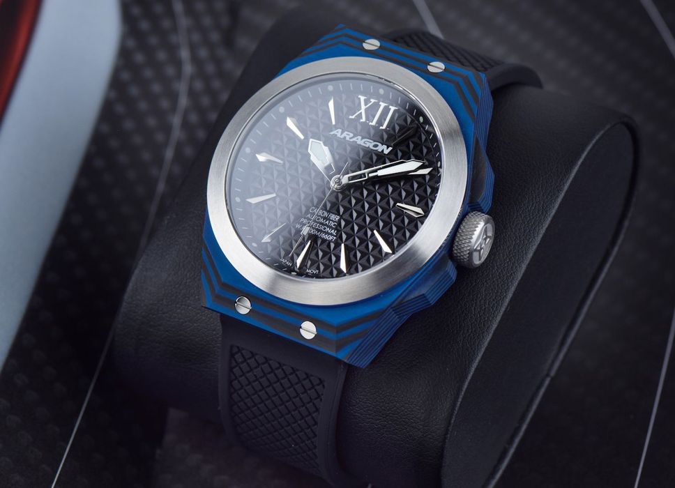 Годинник механічний Aragon DF CARBON Sapphire 43 mm. 200 MT. Automatic