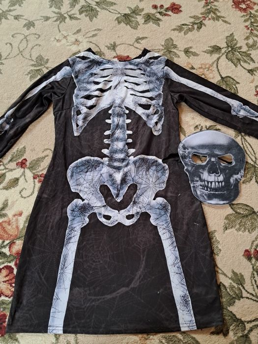 Карнавальный костюм скелет. Хэллоуин.