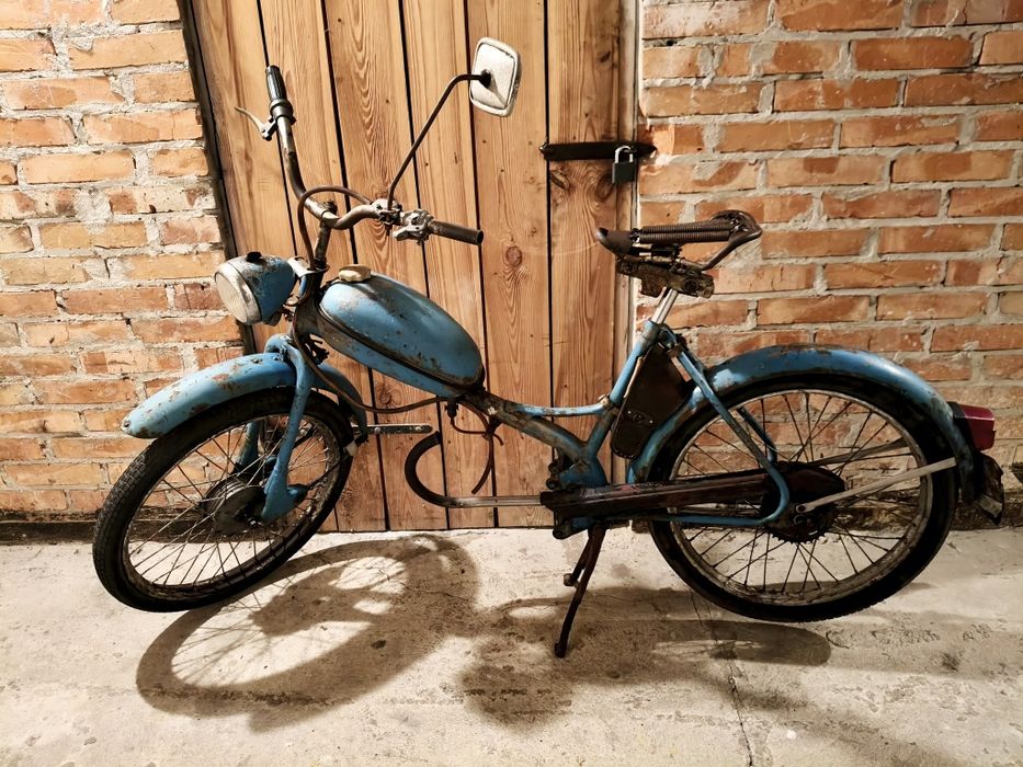 Komar 230 rama 1960