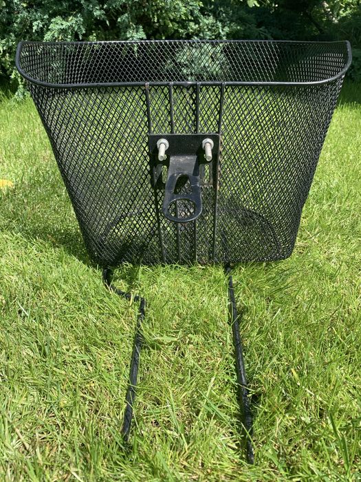 Koszyk rowerowy czarny przód