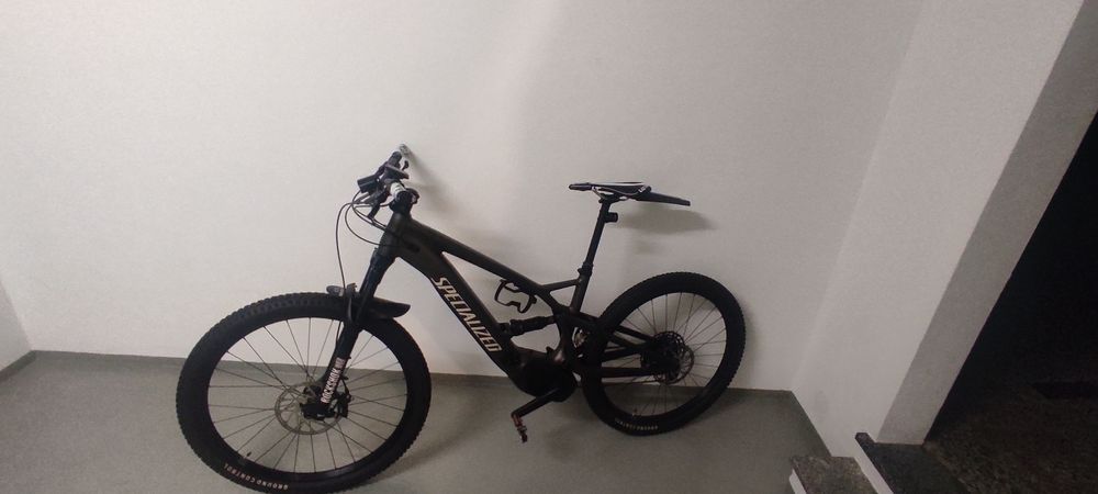 Bicicleta elétrica specialized  " Turbo Tero X 4.0"
