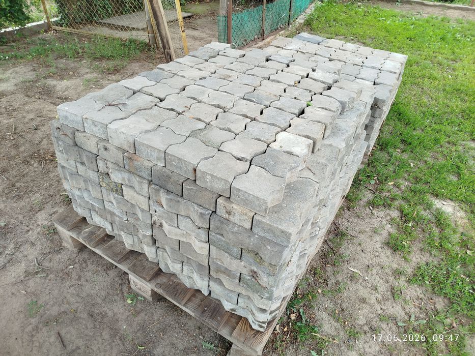 Kostka brukowa z rozbiórki