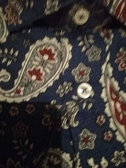 Camisa nova com etiqueta, veste 41
