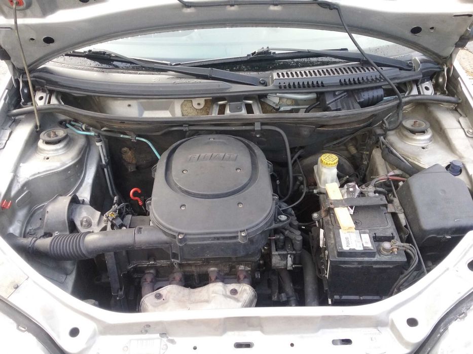 Vende-se FIAT Punto II 1.2 60 - 07/2003