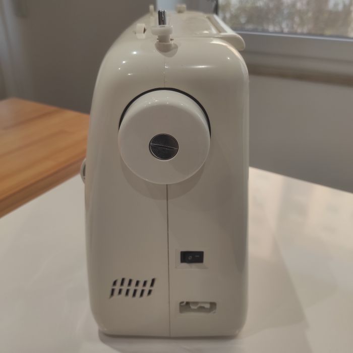 Máquina costura IKEA trackla