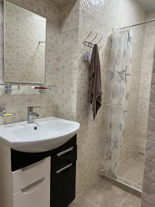 Оренда житла (кімнати/будинок)подобово Берегово