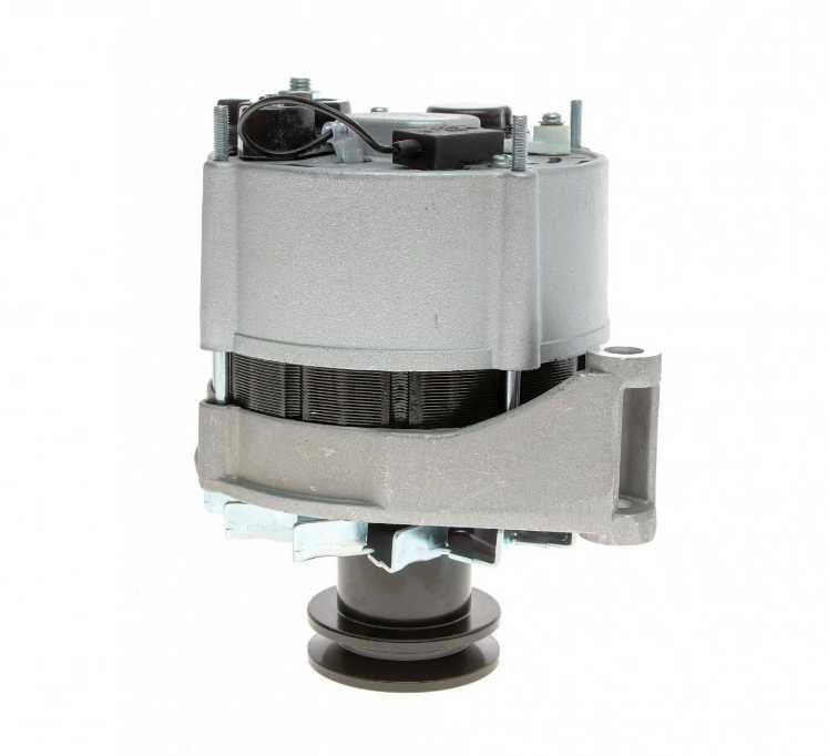 Генератор  VW Golf Polo Passat Caddy Touran Touareg T5 T4 СС Amarok