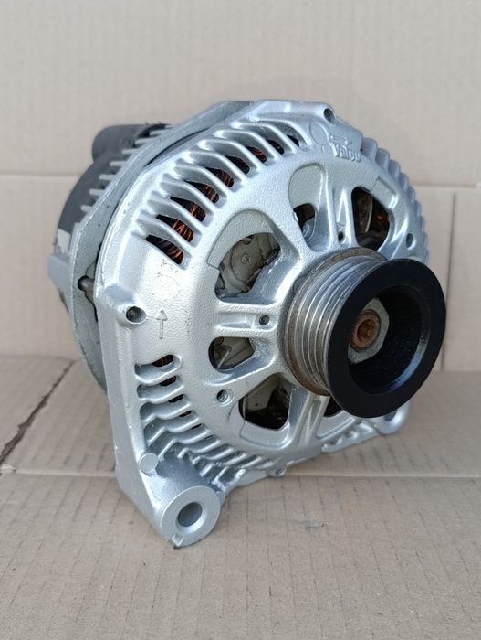 Генератор БМВ BMW E46 318 320 330 X3 X5 1.8 2.0 3.0