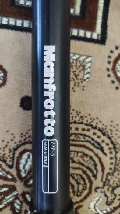 Монопод Manfrotto 685B + голова 486RC2