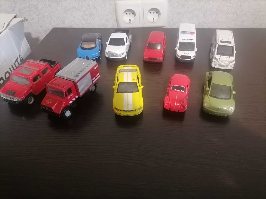 машинки по 90 за шт