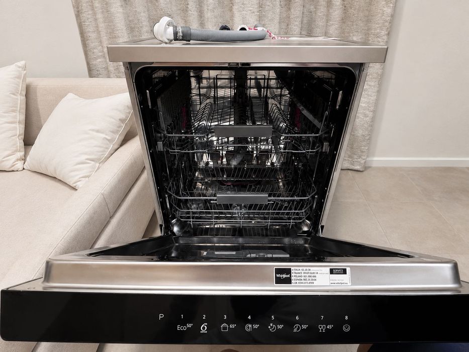 Máquina de lavar loiça Whirlpool PowerClean Inox