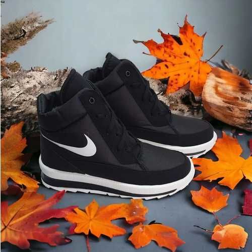 Теплі, легкі та зручні спортивні черевики-дутики