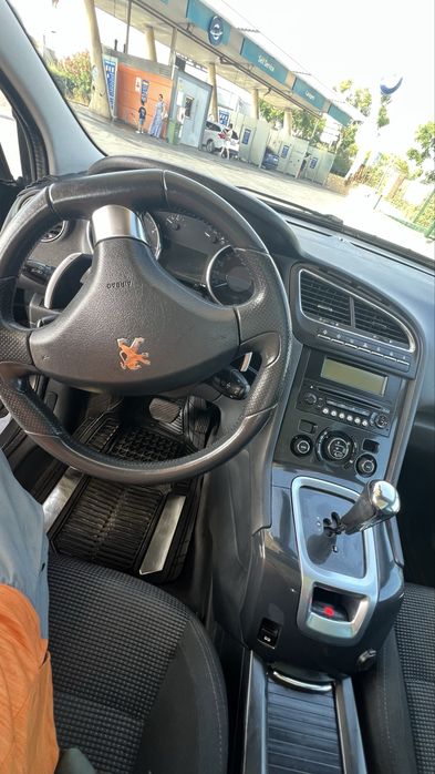 Peugeot 5008  de 2010