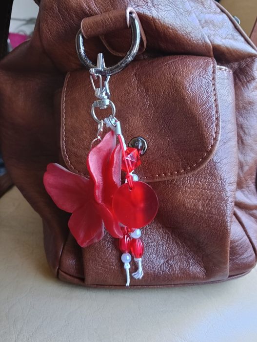 Bag charm artesanal borboleta