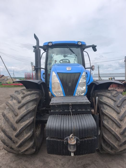 New Holland T7060