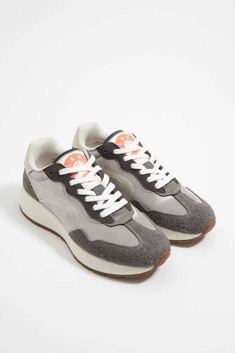 Кросівки іспанського бренду Bimba y Lola