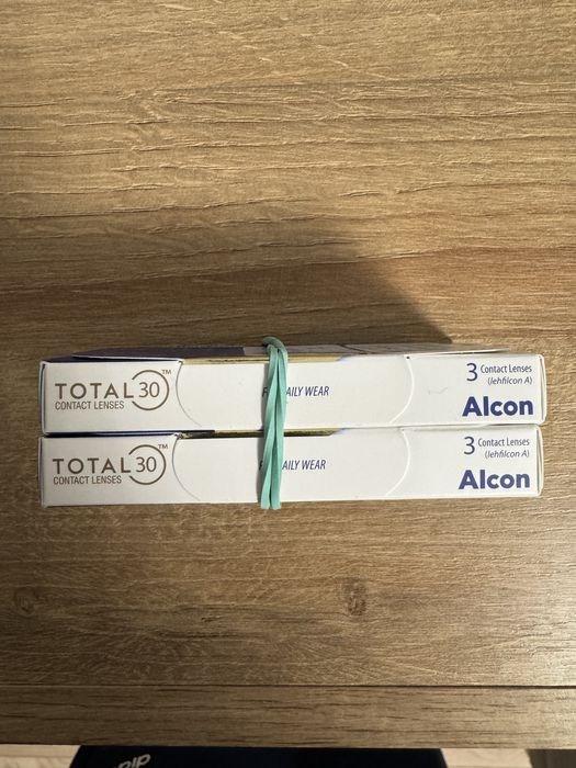 Контактні лінзи Alcon TOTAL 30 for Astigmatism