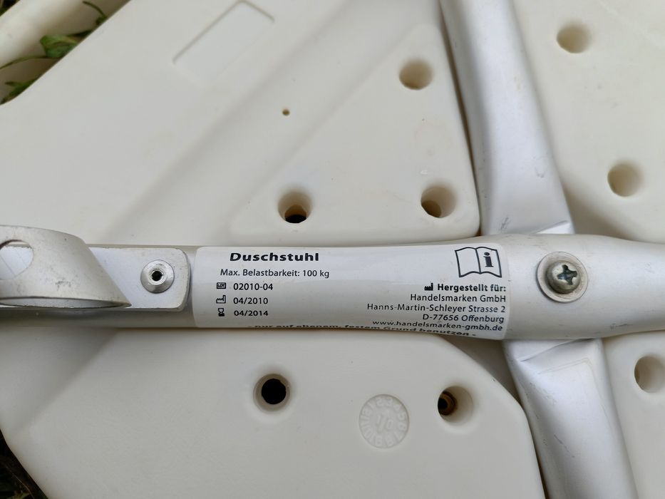 Taboret prysznicowy – Duschstuhl – stabilny, 100 kg

Oferuję taboret p