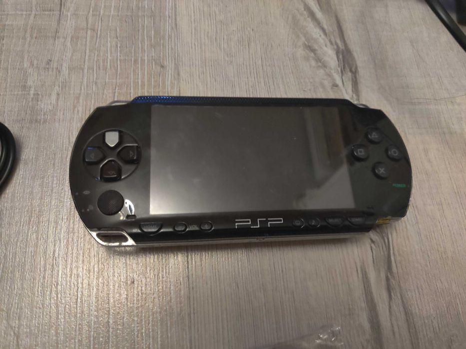 Sony PSP 1004 + карта 64ГБ + Много Игр.