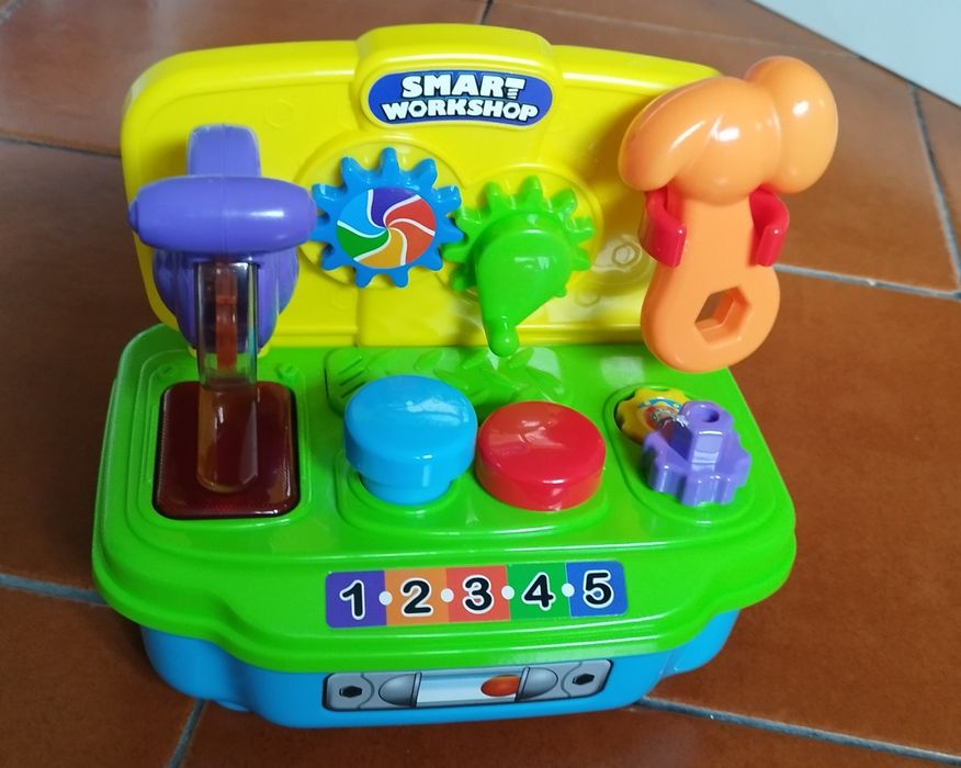 Brinquedo de aprendizagem novo