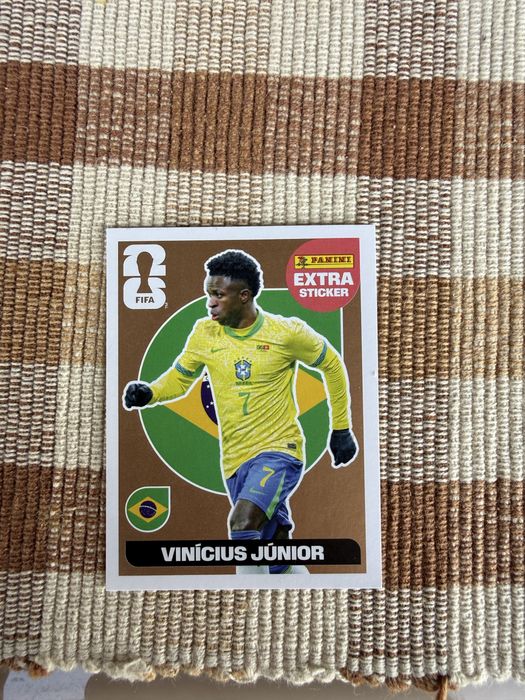 Troco carta “rara” por cromos para completar a caderneta