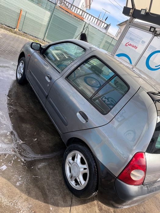 Clio 1.6 gasolina