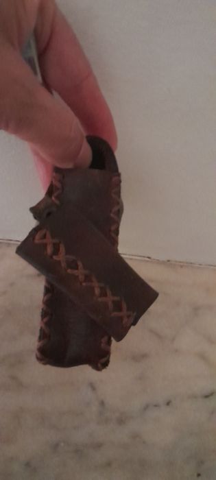 Porta cigarrros e isqueiro em pele