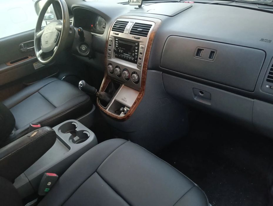 Kia Carnival 2.9 CRDi EX Top