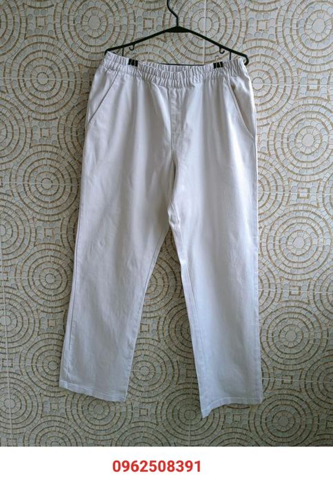 Джинси чоловічі літні білі.
Пояс на гумці, без застібки.
Пояс на гумці