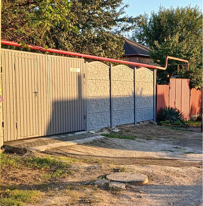 Продам уютный новый теплый дом с беседкой.