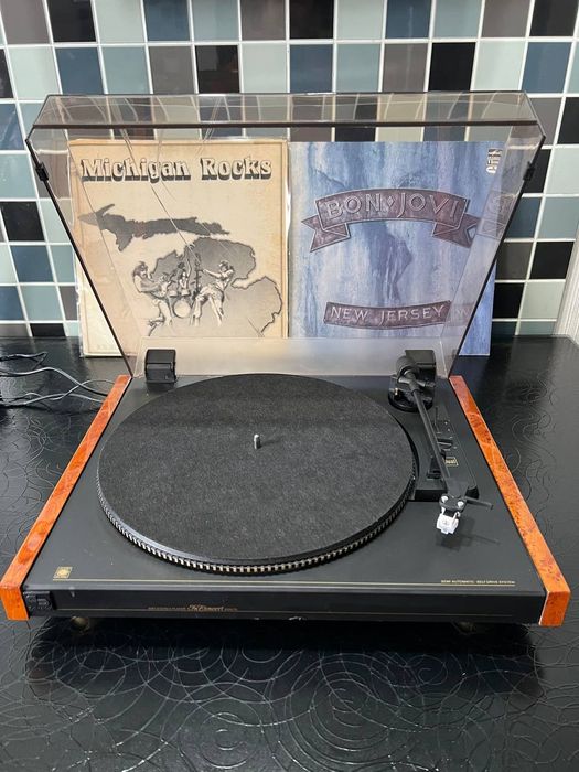 Schneider In Concert 6100 PL Вініловий програвач