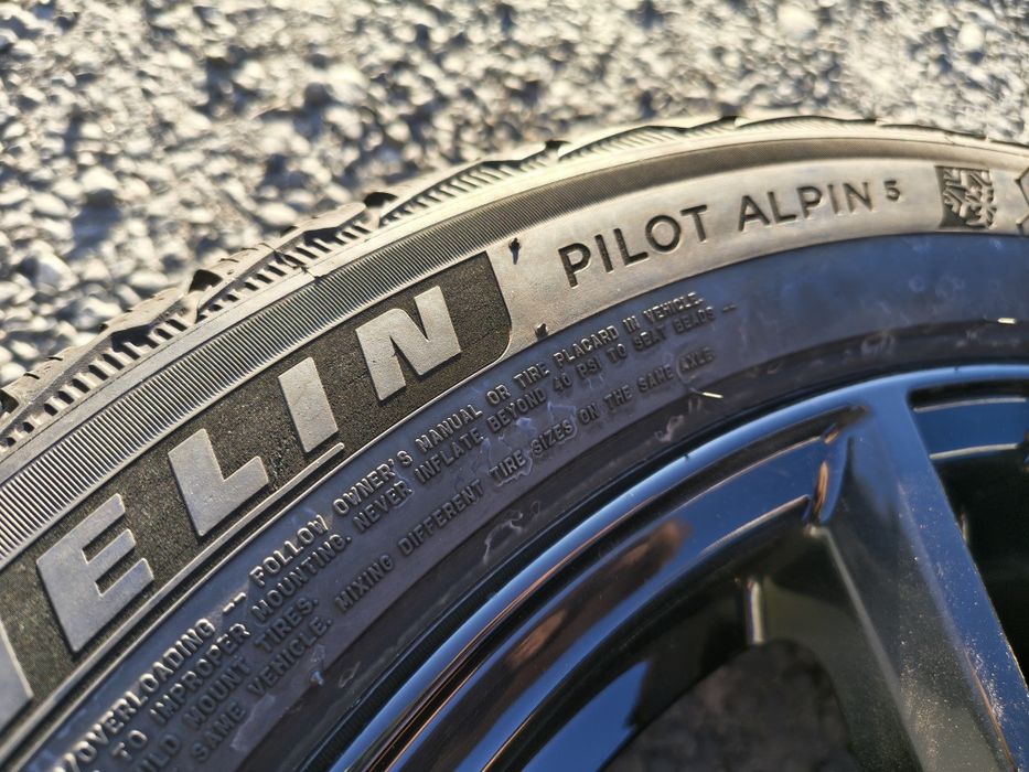 Koła zimowe Mercedes CLA 5x112 R17 A 177 B C Klasa Michelin 205/ 55 R17