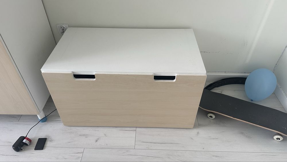 Ikea Smastad  pojemnik