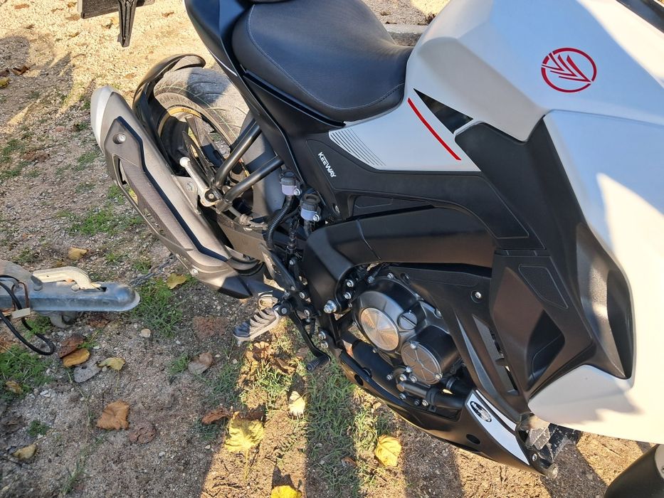 Vendo moto 125 KRZ troco