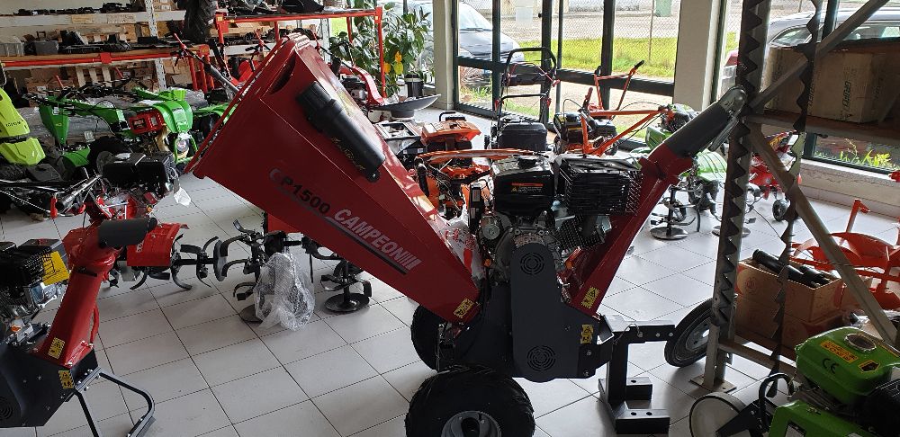 Biotriturador Campeon 15 CV Gasolina A. Eletrico ( Até 13 cm )