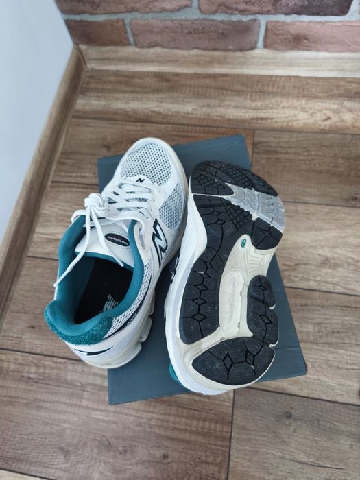 Buty New Balance 2002r