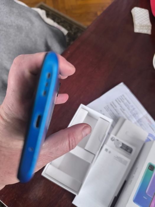 Смартфон Redmi 9c nfs стан нового.