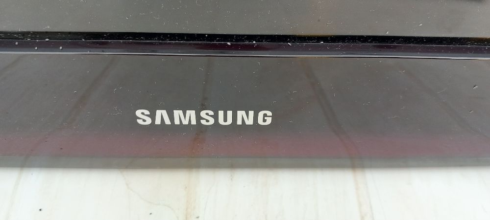 Tv + base Samsung