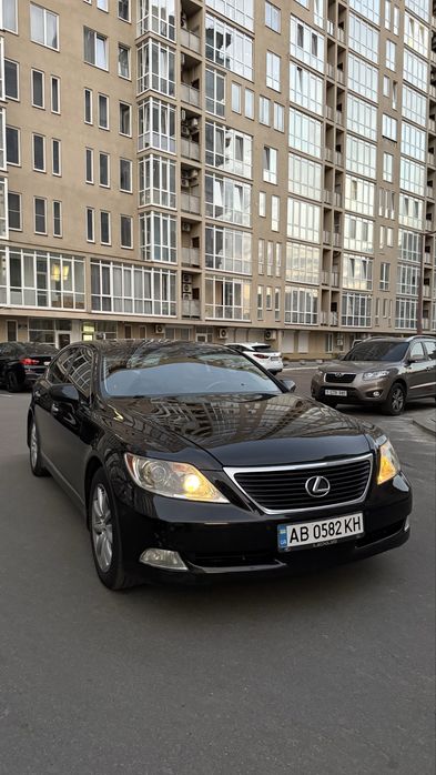 Lexus LS 460 Long