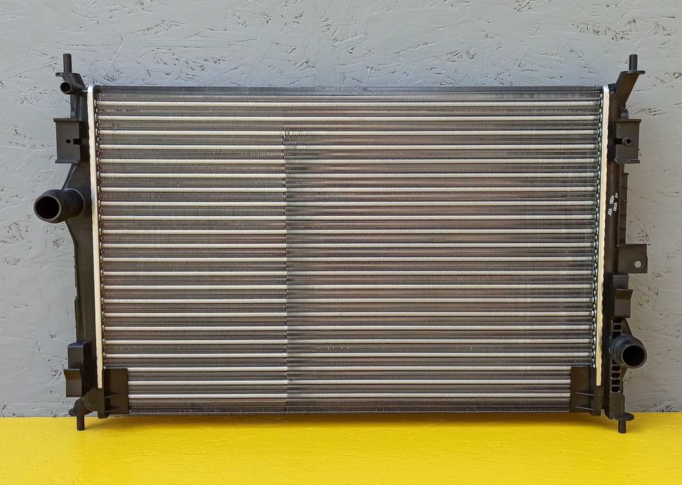 Фонарь задний на Citroen Berlingo Peugeot Partner Берлинго 18-24р