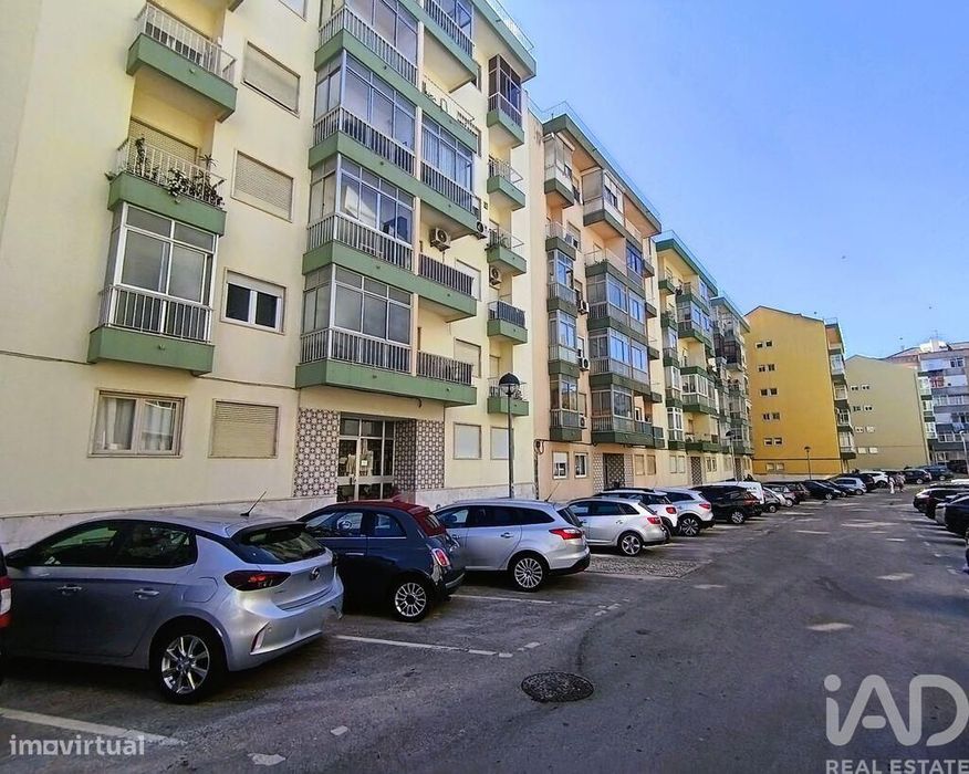 Apartamento T2 em Odivelas