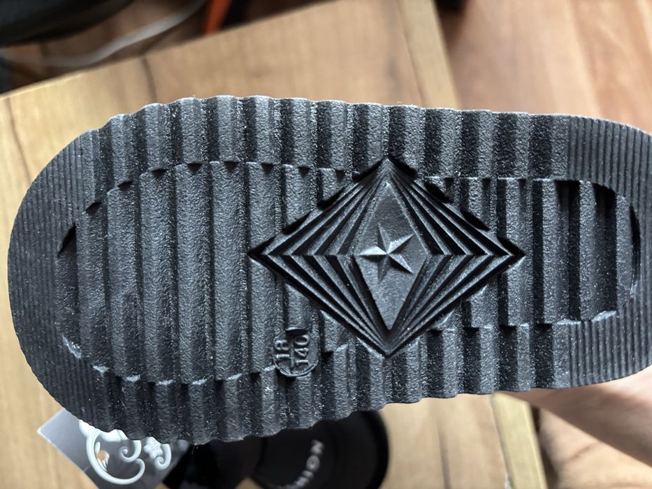 Дитячі зимові ботинки