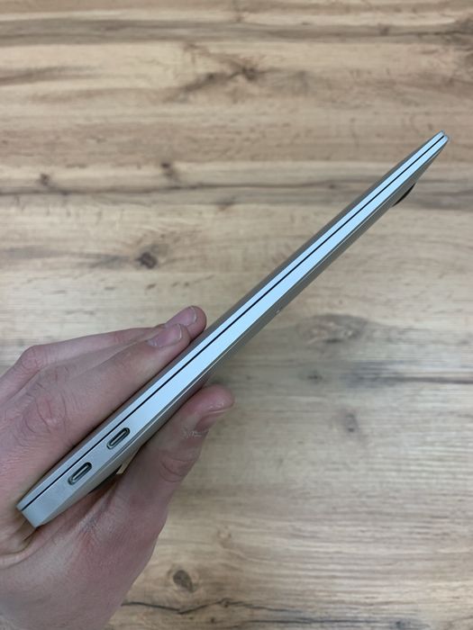 MacBook Air M1 A2337 2020 — (Запчастини) Дисплей Топкейс Батарея